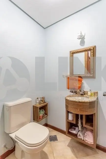 Apartamento com 3 quartos à venda, 146m2 em Petrópolis, Porto Alegre - RS - imagem 8 Foto 8 de Apartamento com 3 quartos à venda, 146m2 em Petrópolis, Porto Alegre - RS