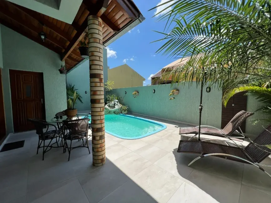 Casa com 3 quartos à venda, 210m2 em Canoas - RS - imagem 5 Foto 5 de Casa com 3 quartos à venda, 210m2 em Canoas - RS