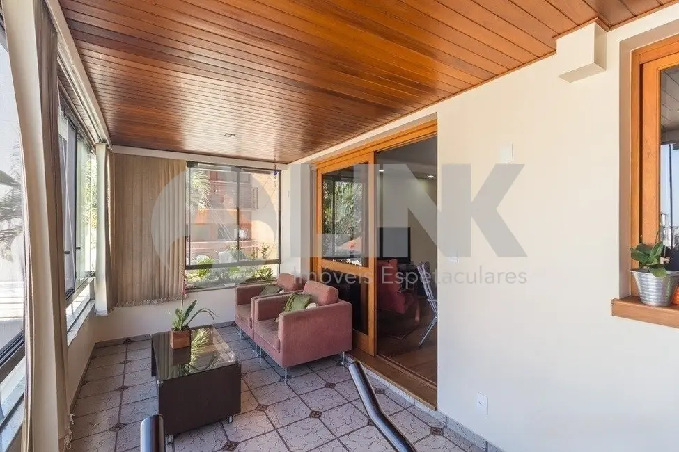 Apartamento com 3 quartos à venda, 190m2 em Petrópolis, Porto Alegre - RS - imagem 5 Foto 5 de Apartamento com 3 quartos à venda, 190m2 em Petrópolis, Porto Alegre - RS