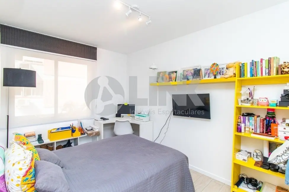 Foto 9 de Apartamento com 3 quartos à venda, 165m2 em Petrópolis, Porto Alegre - RS