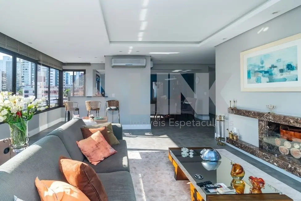 Foto 4 de Apartamento com 4 quartos à venda, 146m2 em Petrópolis, Porto Alegre - RS