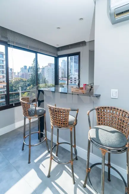 Foto 8 de Apartamento com 4 quartos à venda, 146m2 em Petrópolis, Porto Alegre - RS