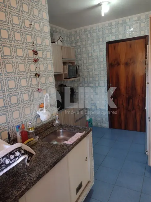 Apartamento com 2 quartos à venda, 67m2 em Teresópolis, Porto Alegre - RS - imagem 4 Foto 4 de Apartamento com 2 quartos à venda, 67m2 em Teresópolis, Porto Alegre - RS
