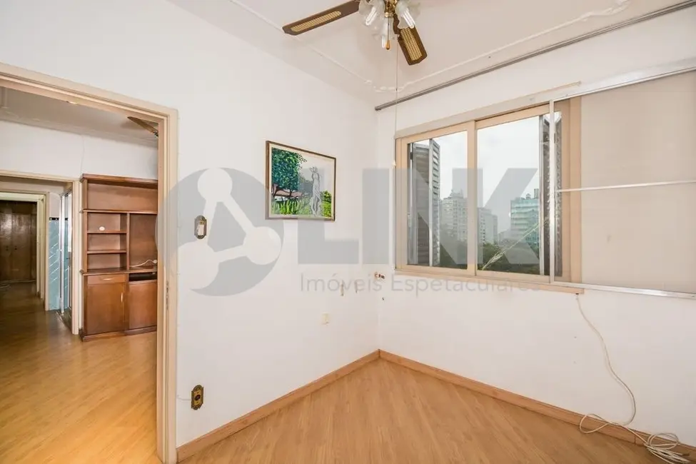 Apartamento com 2 quartos à venda, 50m2 em Centro Histórico, Porto Alegre - RS - imagem 5 Foto 5 de Apartamento com 2 quartos à venda, 50m2 em Centro Histórico, Porto Alegre - RS