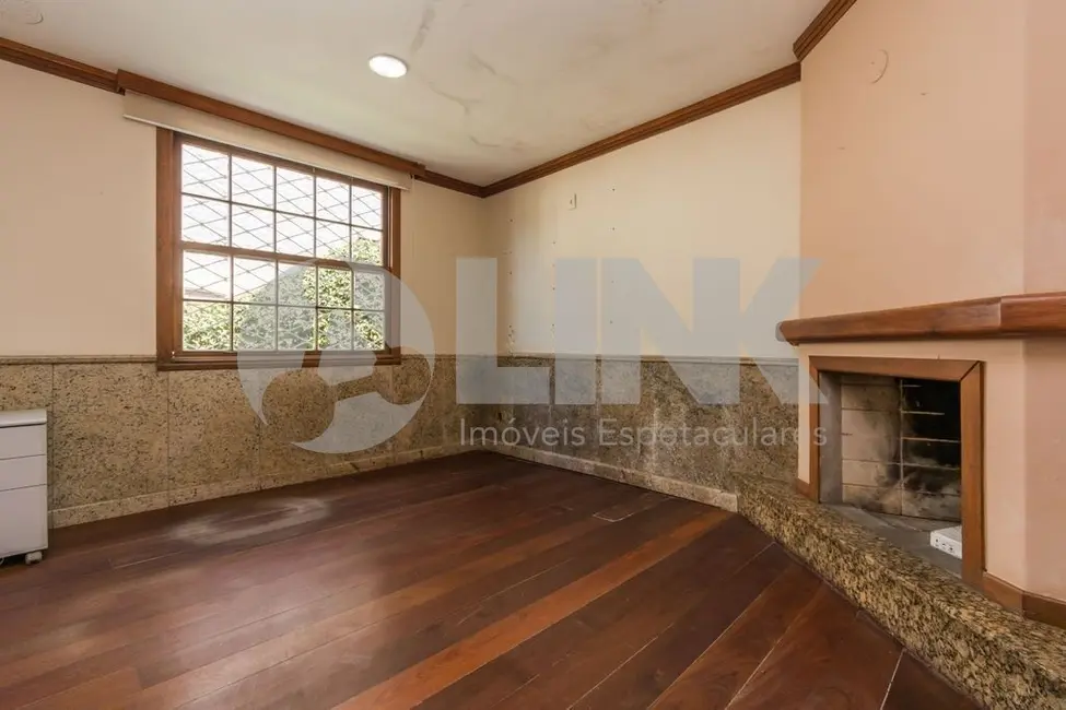 Casa com 5 quartos à venda, 365m2 em Petrópolis, Porto Alegre - RS - imagem 5 Foto 5 de Casa com 5 quartos à venda, 365m2 em Petrópolis, Porto Alegre - RS