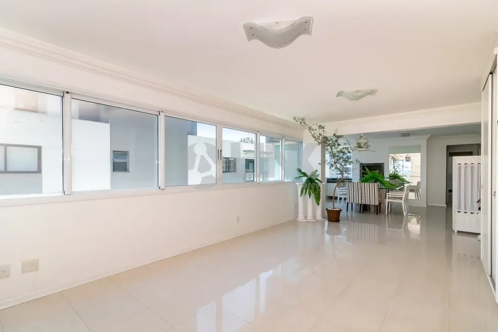 Foto 5 de Apartamento com 3 quartos à venda, 167m2 em Petrópolis, Porto Alegre - RS