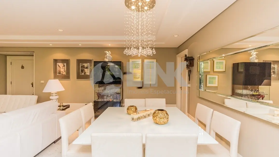 Apartamento com 4 quartos à venda, 190m2 em Petrópolis, Porto Alegre - RS - imagem 8 Foto 8 de Apartamento com 4 quartos à venda, 190m2 em Petrópolis, Porto Alegre - RS