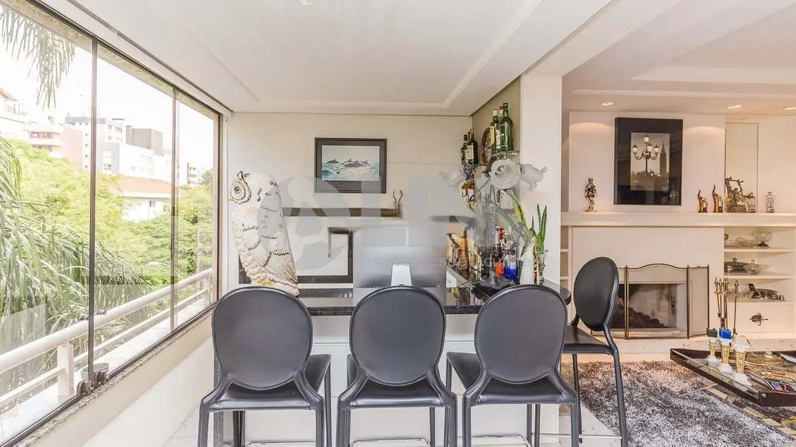 Apartamento com 4 quartos à venda, 190m2 em Petrópolis, Porto Alegre - RS - imagem 5 Foto 5 de Apartamento com 4 quartos à venda, 190m2 em Petrópolis, Porto Alegre - RS
