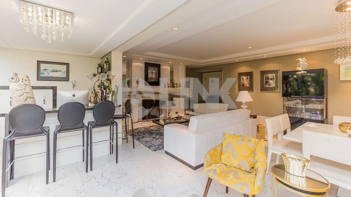 Apartamento com 4 quartos à venda, 190m2 em Petrópolis, Porto Alegre - RS - imagem 4 Foto 4 de Apartamento com 4 quartos à venda, 190m2 em Petrópolis, Porto Alegre - RS