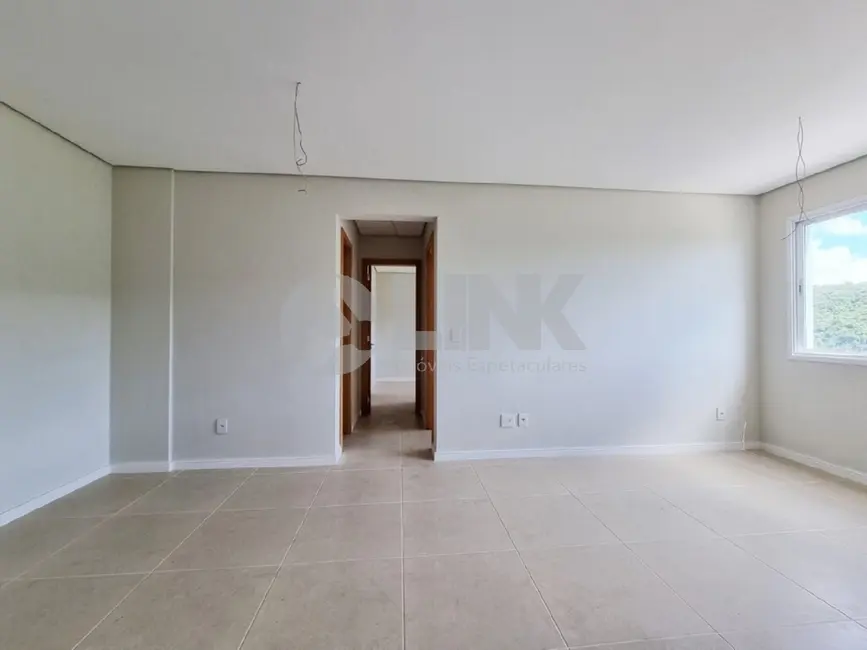 Foto 2 de Apartamento com 2 quartos à venda, 56m2 em Agronomia, Porto Alegre - RS