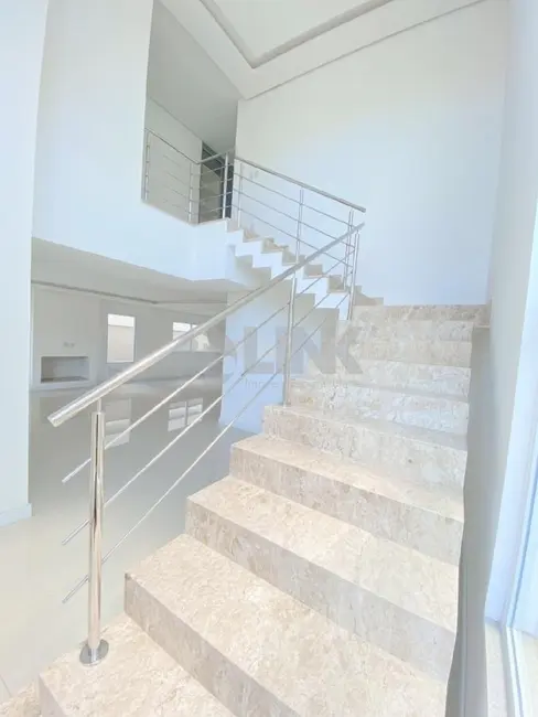 Casa de Condomínio com 4 quartos à venda, 296m2 em São Vicente, Gravatai - RS - imagem 9 Foto 9 de Casa de Condomínio com 4 quartos à venda, 296m2 em São Vicente, Gravatai - RS
