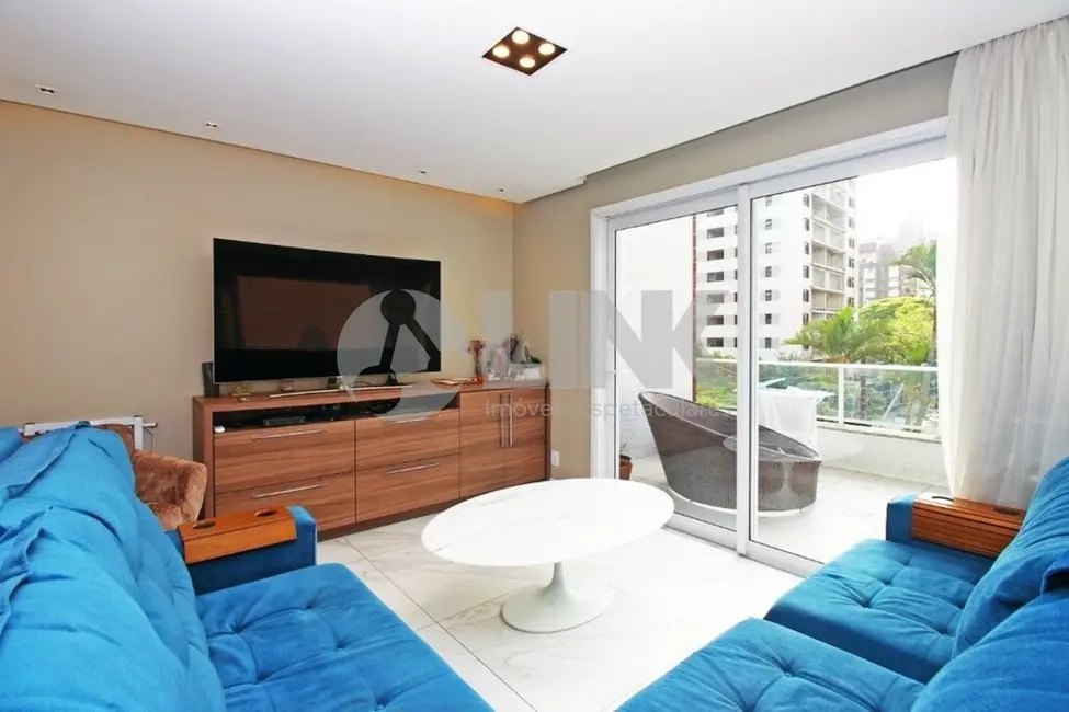 Apartamento com 3 quartos à venda, 288m2 em Menino Deus, Porto Alegre - RS - imagem 9 Foto 9 de Apartamento com 3 quartos à venda, 288m2 em Menino Deus, Porto Alegre - RS