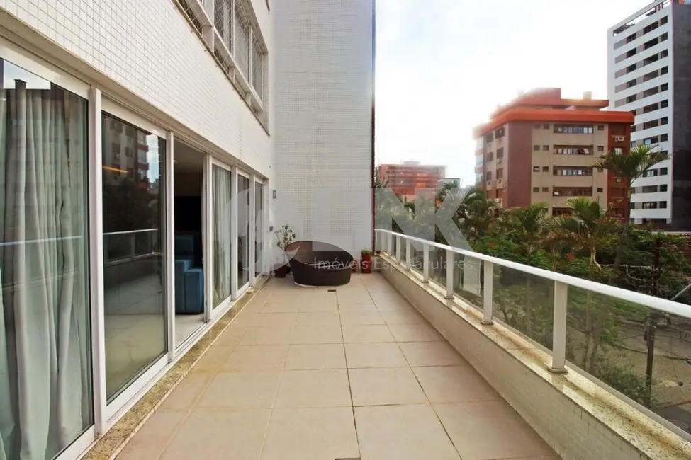 Apartamento com 3 quartos à venda, 288m2 em Menino Deus, Porto Alegre - RS - imagem 4 Foto 4 de Apartamento com 3 quartos à venda, 288m2 em Menino Deus, Porto Alegre - RS