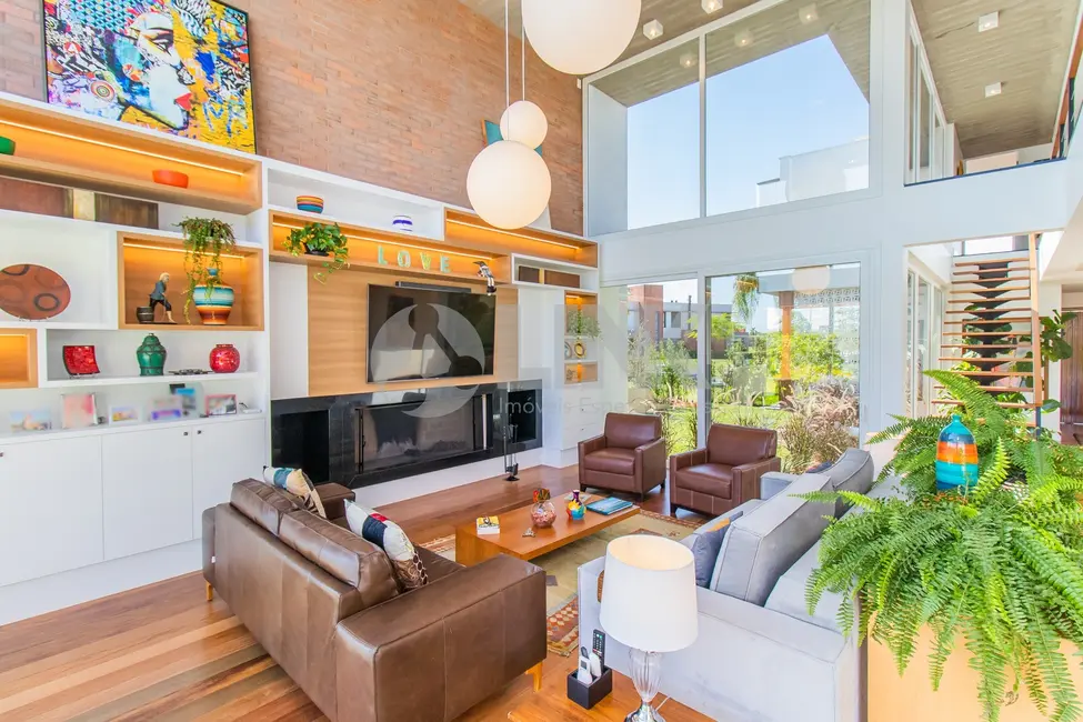 Foto 3 de Casa de Condomínio com 3 quartos à venda, 420m2 em Eldorado Do Sul - RS