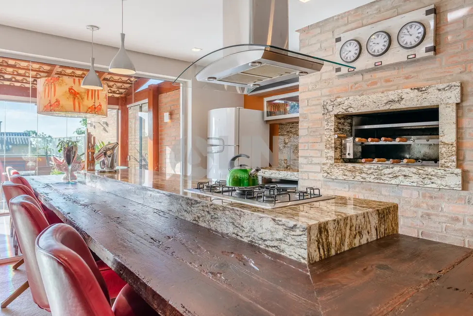 Foto 3 de Casa com 4 quartos à venda, 450m2 em Vila Assunção, Porto Alegre - RS