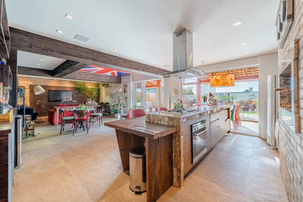 Foto 7 de Casa com 4 quartos à venda, 450m2 em Vila Assunção, Porto Alegre - RS