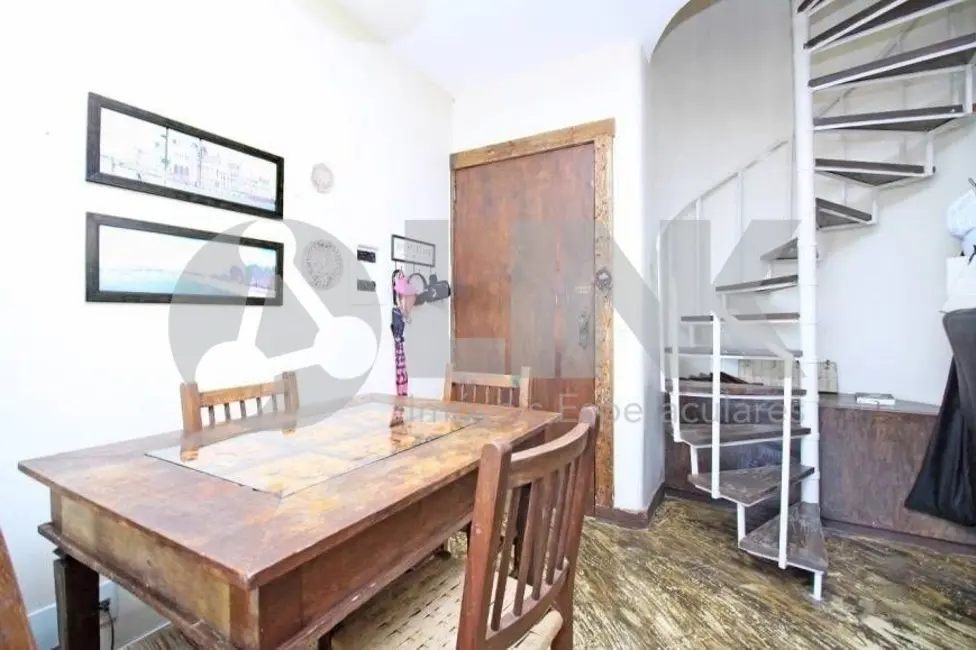 Apartamento com 2 quartos à venda, 96m2 em Menino Deus, Porto Alegre - RS - imagem 8 Foto 8 de Apartamento com 2 quartos à venda, 96m2 em Menino Deus, Porto Alegre - RS