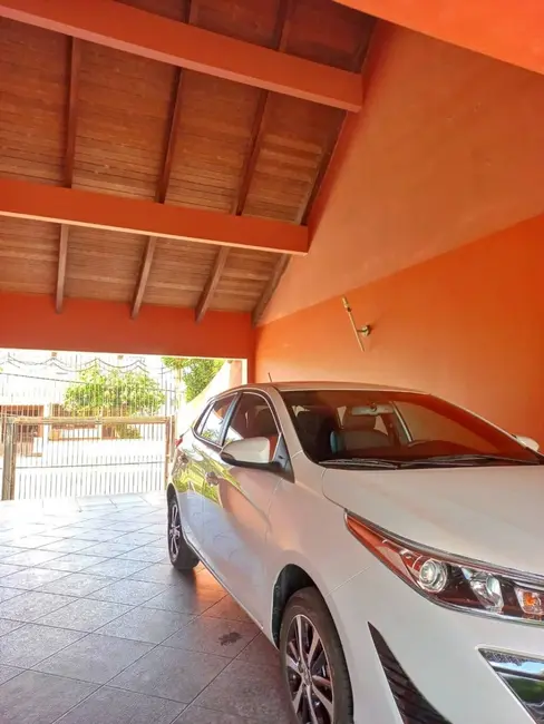 Foto 4 de Casa com 3 quartos à venda, 558m2 em Igara, Canoas - RS