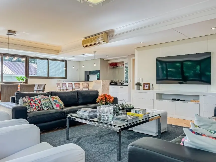 Foto 2 de Apartamento com 3 quartos à venda, 243m2 em Rio Branco, Porto Alegre - RS