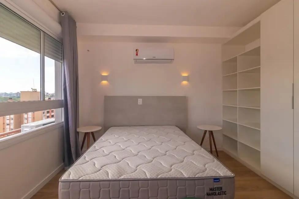 Foto 9 de Apartamento com 1 quarto à venda, 27m2 em Partenon, Porto Alegre - RS