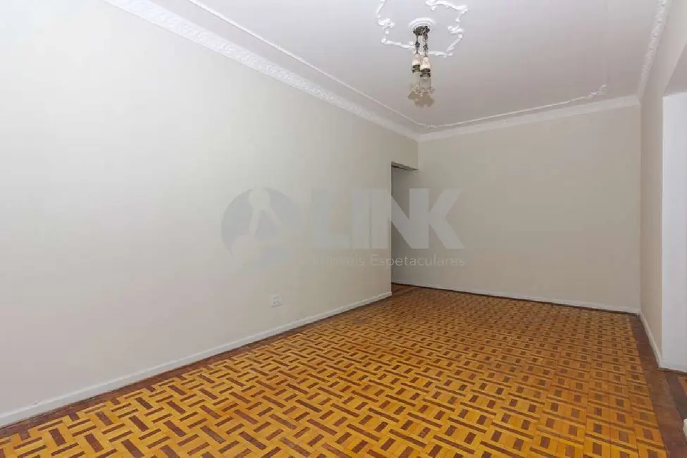 Apartamento com 3 quartos à venda, 99m2 em Menino Deus, Porto Alegre - RS - imagem 2 Foto 2 de Apartamento com 3 quartos à venda, 99m2 em Menino Deus, Porto Alegre - RS