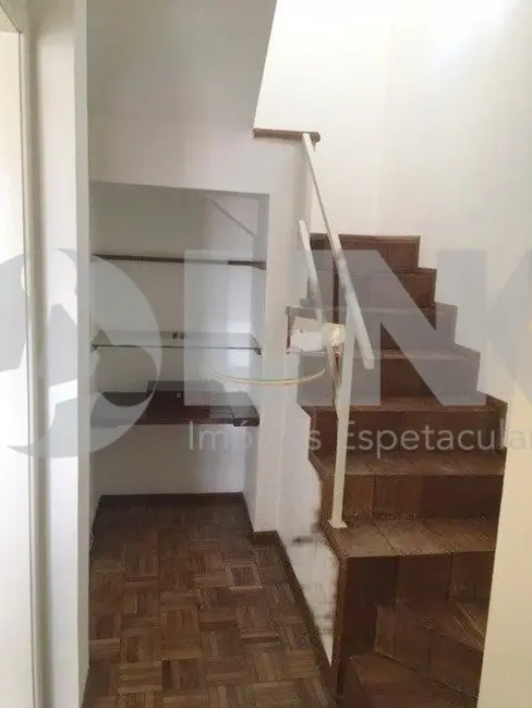 Apartamento com 2 quartos à venda, 131m2 em Menino Deus, Porto Alegre - RS - imagem 5 Foto 5 de Apartamento com 2 quartos à venda, 131m2 em Menino Deus, Porto Alegre - RS