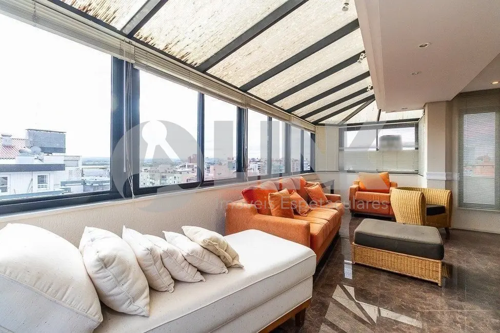 Apartamento com 4 quartos à venda, 291m2 em Jardim Lindóia, Porto Alegre - RS - imagem 8 Foto 8 de Apartamento com 4 quartos à venda, 291m2 em Jardim Lindóia, Porto Alegre - RS