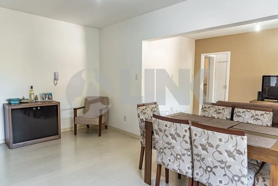 Foto 3 de Apartamento com 2 quartos à venda, 112m2 em Santo Antônio, Porto Alegre - RS