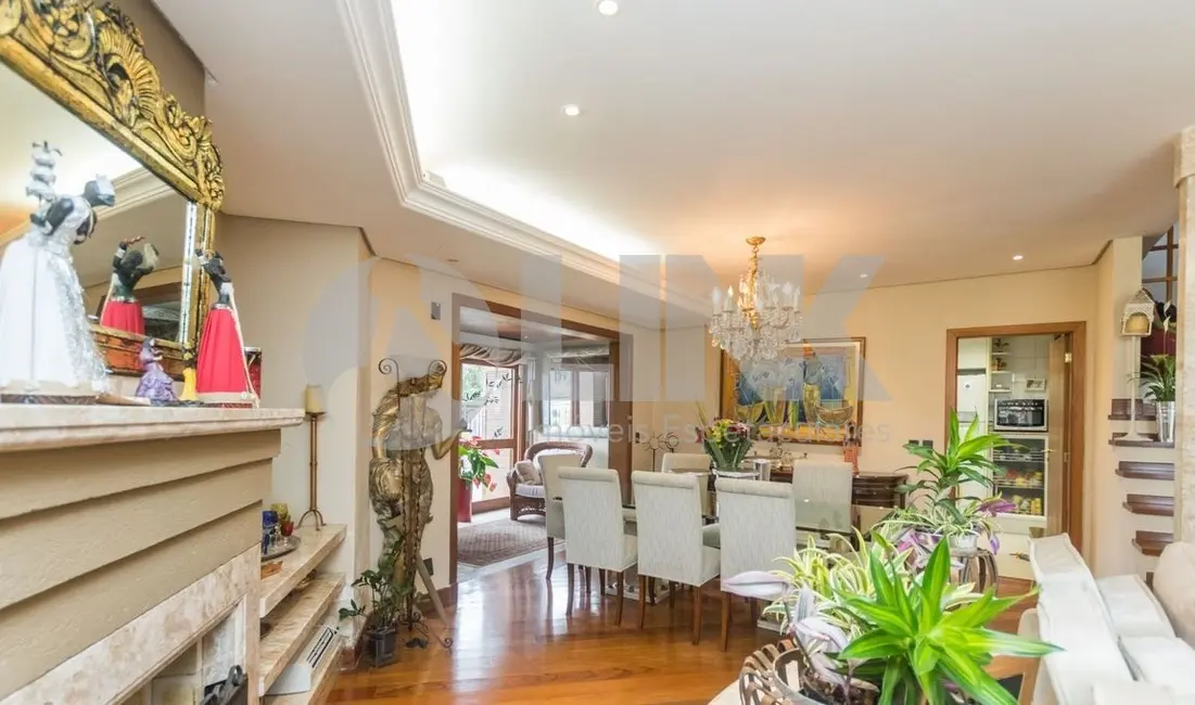 Casa de Condomínio com 6 quartos à venda, 445m2 em Três Figueiras, Porto Alegre - RS - imagem 4 Foto 4 de Casa de Condomínio com 6 quartos à venda, 445m2 em Três Figueiras, Porto Alegre - RS