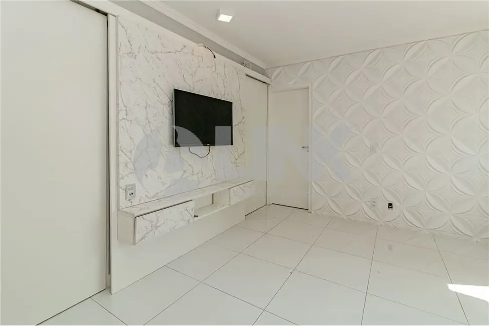 Foto 4 de Apartamento com 2 quartos à venda, 63m2 em São Sebastião, Porto Alegre - RS