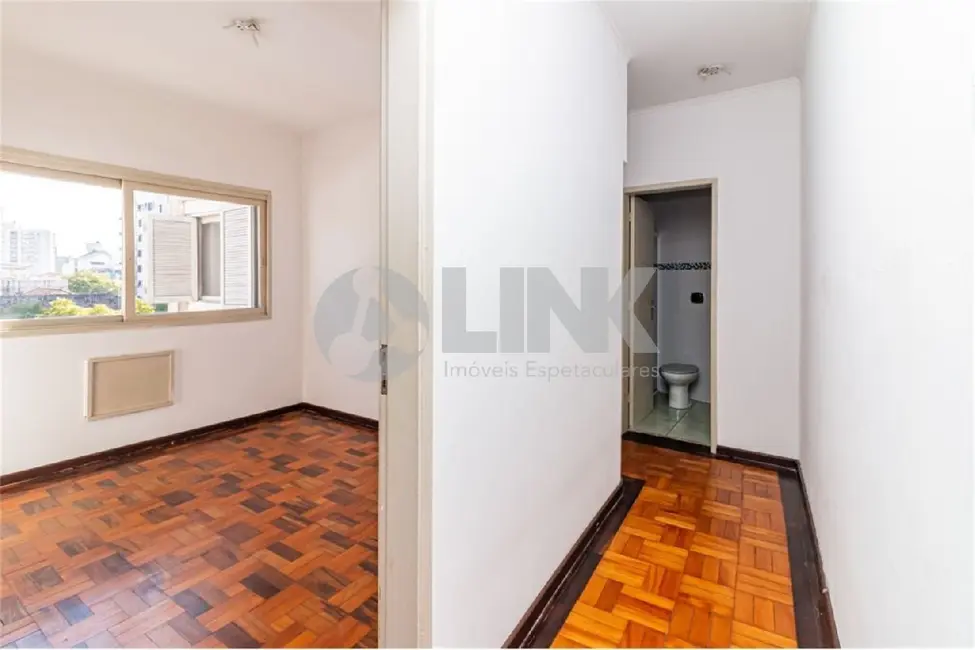 Foto 3 de Apartamento com 2 quartos à venda, 69m2 em Rio Branco, Porto Alegre - RS