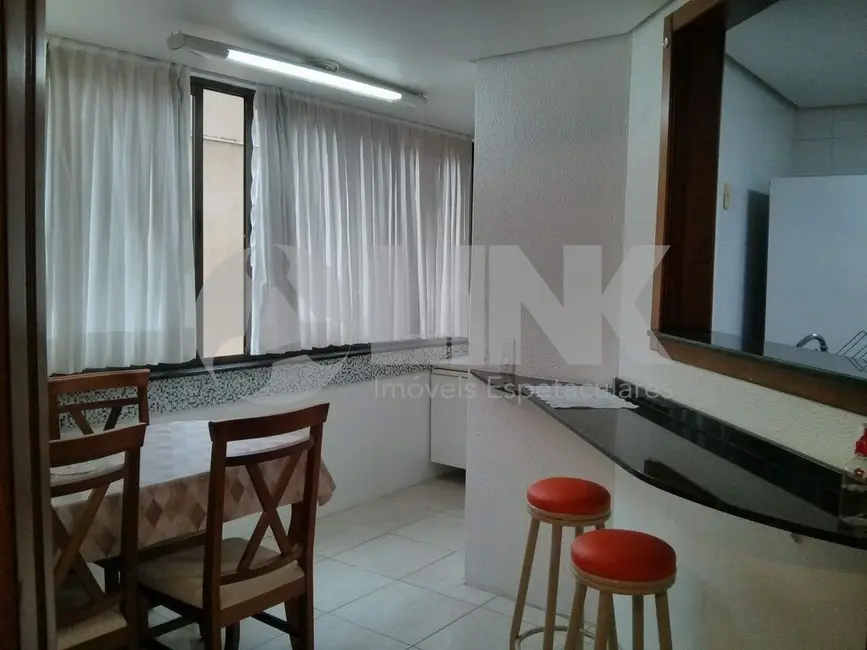 Foto 6 de Apartamento com 2 quartos à venda, 74m2 em Santana, Porto Alegre - RS