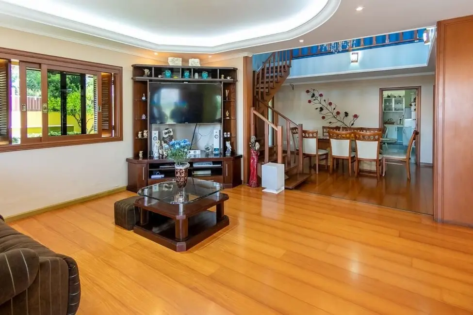 Casa com 4 quartos à venda, 509m2 em Parque Santa Fé, Porto Alegre - RS - imagem 3 Foto 3 de Casa com 4 quartos à venda, 509m2 em Parque Santa Fé, Porto Alegre - RS