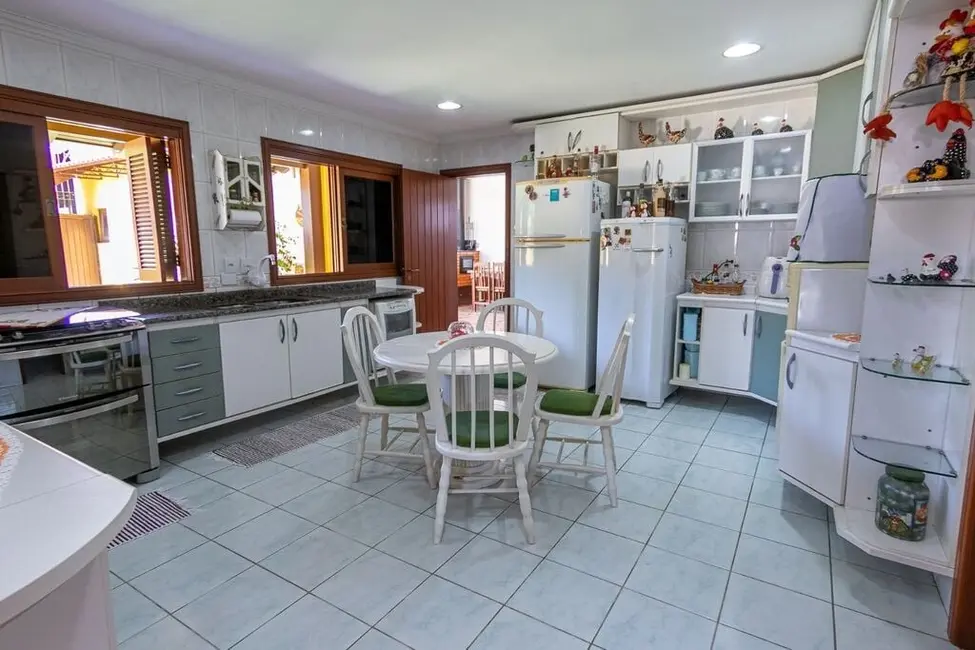 Casa com 4 quartos à venda, 509m2 em Parque Santa Fé, Porto Alegre - RS - imagem 8 Foto 8 de Casa com 4 quartos à venda, 509m2 em Parque Santa Fé, Porto Alegre - RS