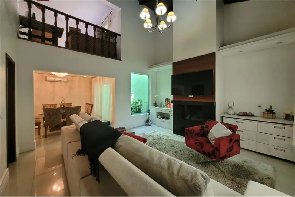 Foto 8 de Casa com 3 quartos à venda, 267m2 em Jardim Itu, Porto Alegre - RS