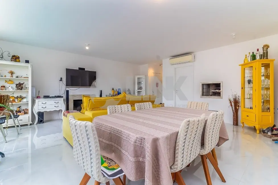 Foto 6 de Apartamento com 3 quartos à venda, 122m2 em Petrópolis, Porto Alegre - RS