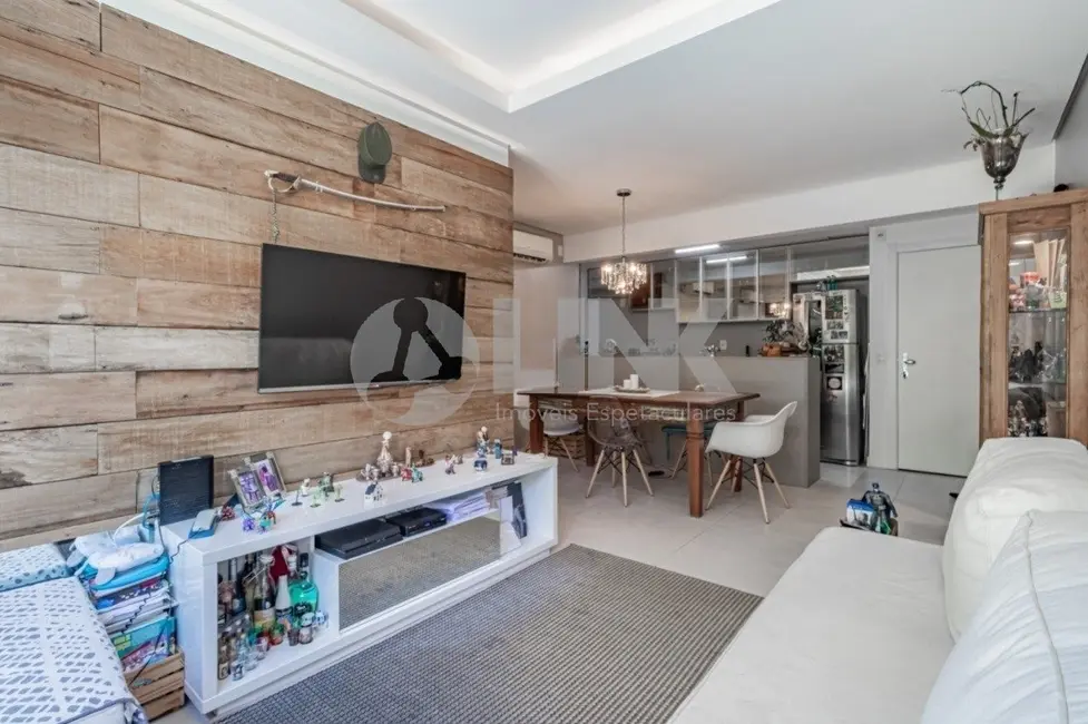 Foto 1 de Apartamento com 3 quartos à venda, 101m2 em São Sebastião, Porto Alegre - RS