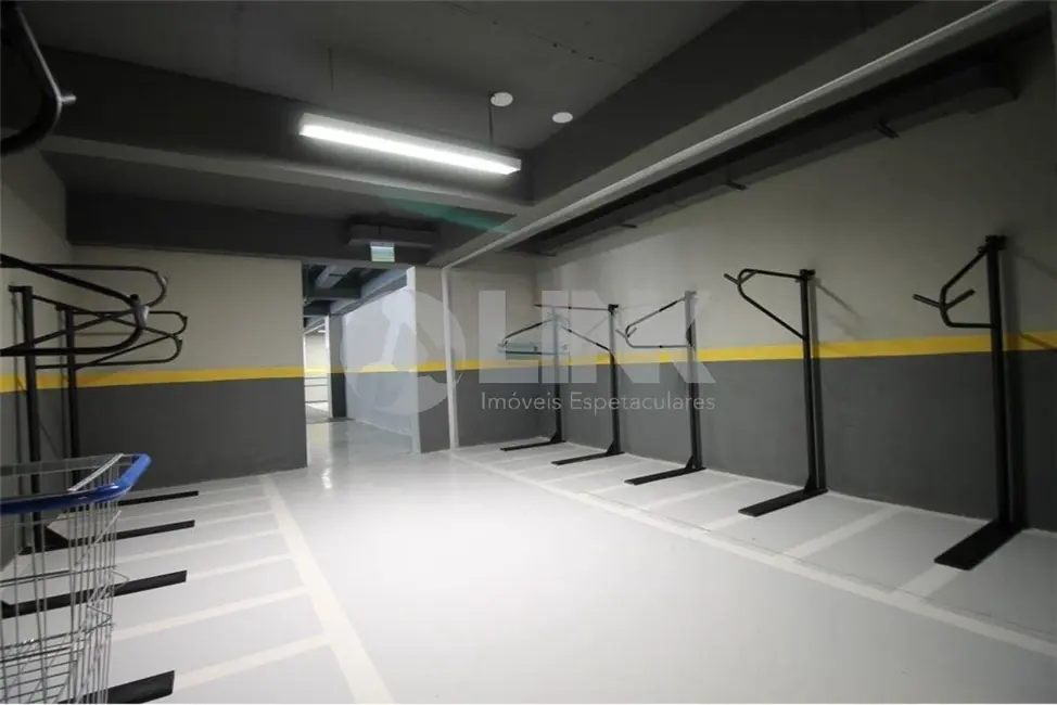 Apartamento com 1 quarto à venda, 56m2 em Praia de Belas, Porto Alegre - RS - imagem 8 Foto 8 de Apartamento com 1 quarto à venda, 56m2 em Praia de Belas, Porto Alegre - RS