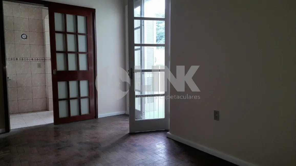Foto 2 de Apartamento com 1 quarto à venda, 27m2 em Floresta, Porto Alegre - RS