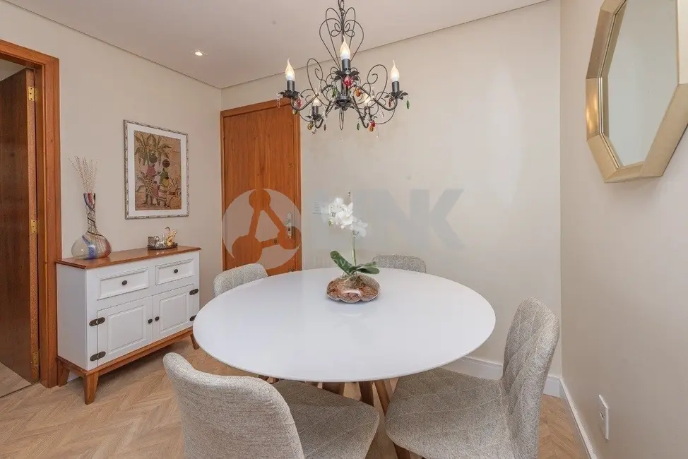 Apartamento com 2 quartos à venda, 60m2 em Passo da Areia, Porto Alegre - RS - imagem 4 Foto 4 de Apartamento com 2 quartos à venda, 60m2 em Passo da Areia, Porto Alegre - RS