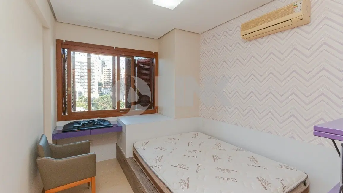 Apartamento com 2 quartos à venda, 151m2 em Petrópolis, Porto Alegre - RS - imagem 8 Foto 8 de Apartamento com 2 quartos à venda, 151m2 em Petrópolis, Porto Alegre - RS