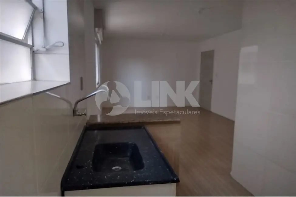 Foto 5 de Apartamento com 1 quarto à venda, 26m2 em Santo Antônio, Porto Alegre - RS