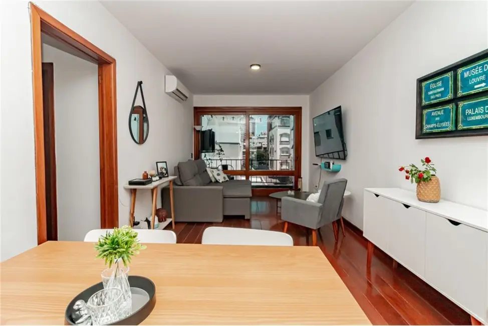 Foto 2 de Apartamento com 2 quartos à venda, 117m2 em Moinhos de Vento, Porto Alegre - RS