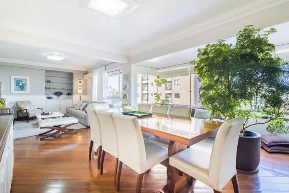 Foto 6 de Apartamento com 3 quartos à venda, 200m2 em Petrópolis, Porto Alegre - RS