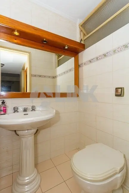 Apartamento com 2 quartos à venda, 93m2 em Centro Histórico, Porto Alegre - RS - imagem 8 Foto 8 de Apartamento com 2 quartos à venda, 93m2 em Centro Histórico, Porto Alegre - RS