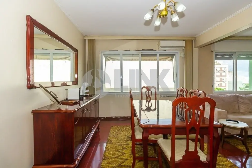 Apartamento com 2 quartos à venda, 93m2 em Centro Histórico, Porto Alegre - RS - imagem 5 Foto 5 de Apartamento com 2 quartos à venda, 93m2 em Centro Histórico, Porto Alegre - RS