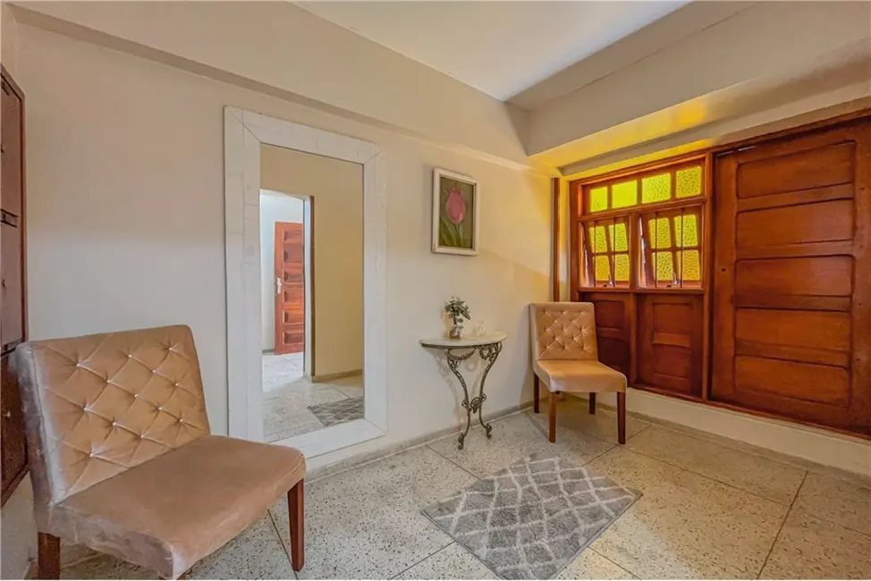 Foto 3 de Apartamento com 2 quartos à venda, 73m2 em Jardim Itu, Porto Alegre - RS