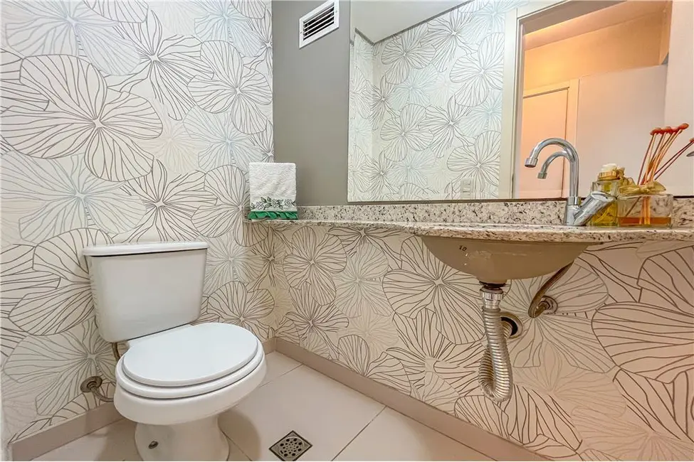 Foto 5 de Apartamento com 3 quartos à venda, 135m2 em Passo da Areia, Porto Alegre - RS