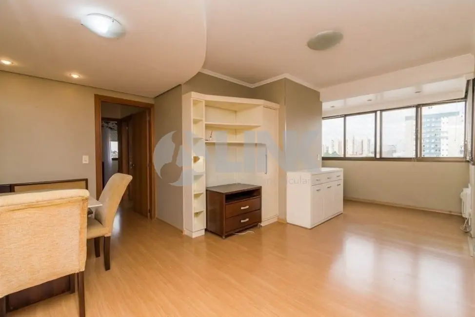Foto 1 de Apartamento com 2 quartos à venda, 68m2 em Passo da Areia, Porto Alegre - RS