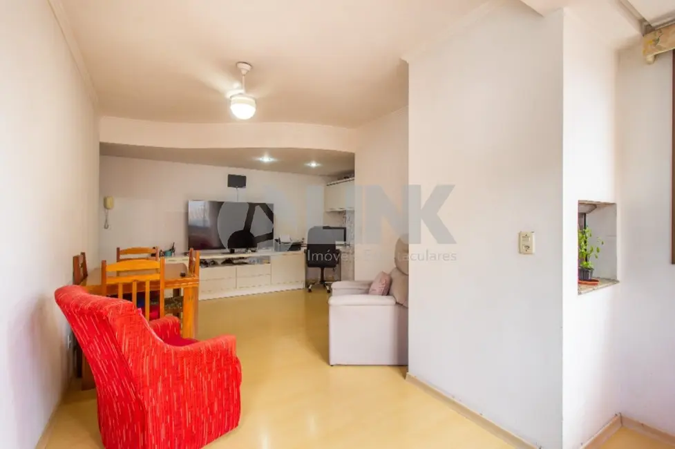 Apartamento com 2 quartos à venda, 68m2 em Passo da Areia, Porto Alegre - RS - imagem 3 Foto 3 de Apartamento com 2 quartos à venda, 68m2 em Passo da Areia, Porto Alegre - RS